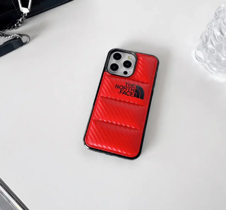 Carcasa para iPhone The North Face rojo acolchada